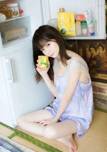美女脱到一件不视频_1080全集在线观看