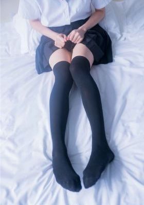 欧美2女1男3d_蓝光超清在线观看
