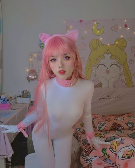 欧美红衣美女吻戏_蓝光版中文字幕包