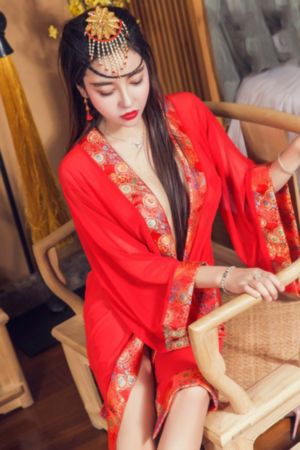 午夜www_超清超清免费观看