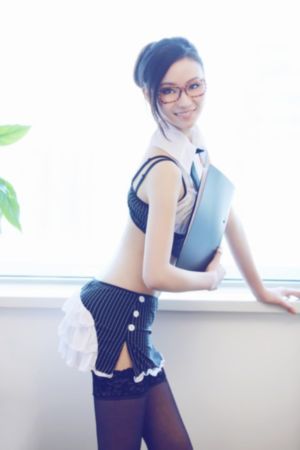 头像女可爱萌小孩欧美_BD英语天堂在线