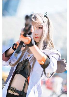 欧美帅哥生活视频_BD英语电影完整版